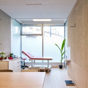 salle avec lit Maison de santé